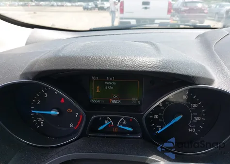 2019 Ford Escape Se z USA, uszkodzony, nr VIN 1FMCU0GD6KUC48450